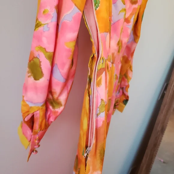 Vintage Dress - Picture 6 of 15